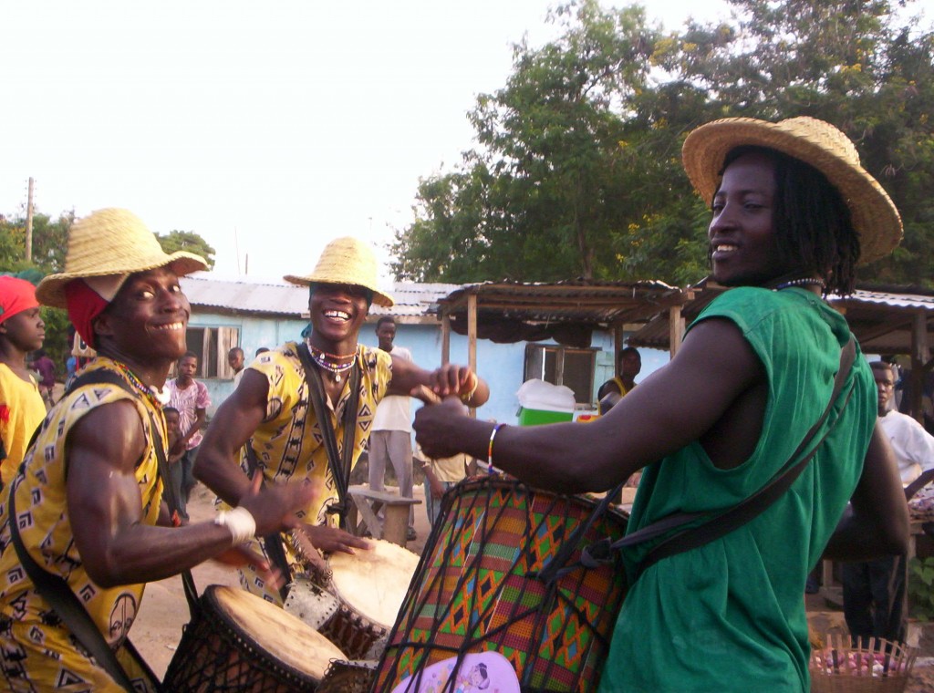 Volunteering on Liberian Refugee Camp Volunteering on Liberian Refugee Camp - drummers